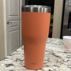Travel coffee mug